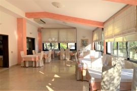 KRNICA – hotel i restoran uz obalu s tradicijom i odličnim referencama, Marčana, Εμπορικά ακίνητα