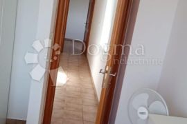 JADRANOVO KUĆA 200m od mora, Crikvenica, Maison