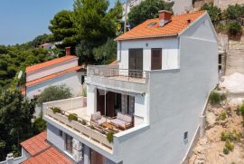 Vila s bazenom, prvi red do mora, Omiš, Haus