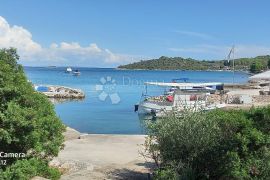 OTOK ŽUT, KORNATI - KUĆA PRVI RED UZ MORE, Murter, Σπίτι