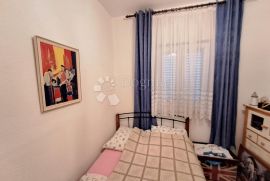 KRK ODLIČAN APARTMAN NA SUPER LOKACIJI, Omišalj, Wohnung