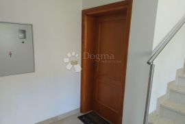 UVALA SOLINE APARTMAN NA 100 M OD MORA, Dobrinj, Stan