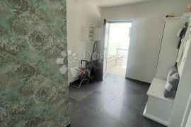 OMIŠALJ, PRVI RED DO MORA, 2s+DB, Omišalj, Appartement