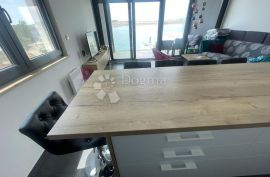 OMIŠALJ, PRVI RED DO MORA, 2s+DB, Omišalj, Appartement