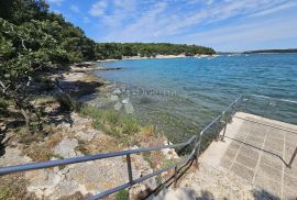 Luksuzni stan udaljen samo 100 m od plaže!, Medulin, Flat