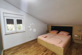 Apartman s panoramskim pogledom Njivice, Omišalj, Appartamento