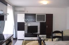 UVALA SOLINE - DVA APARTMANA PRVI RED DO MORA, Dobrinj, Διαμέρισμα