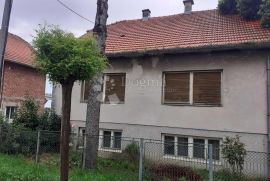 KUĆA ZA RENOVACIJU TURČIN, Gornji Kneginec, Haus