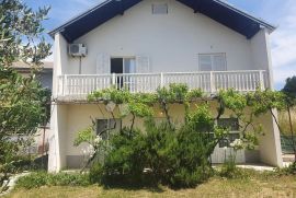 KUĆA  250 m2, SV.PETAR NA MORU, Sveti Filip I Jakov, House