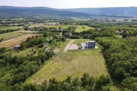 Zemljšte sa prekrasnim pogledom na Učku i zelenilo, Kršan, Terrain