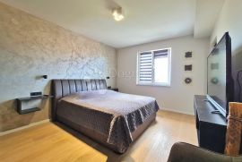 Luksuzan stan 217 m2 s pogledom na more, Rijeka, Apartamento