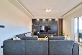 Luksuzan stan 217 m2 s pogledom na more, Rijeka, Apartamento