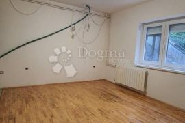 NOVI VINODOLSKI ETAŽA SA GARAŽOM I OKUĆNICOM, Novi Vinodolski, Appartement