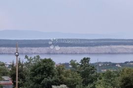 GRAĐEVINSKO ZEMLJIŠTE 738 m² S POGLEDOM NA MORE, Crikvenica, أرض