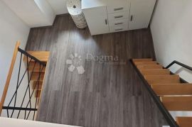 NOVOUREĐENI Apartman Baška stara jezgra, Baška, Stan