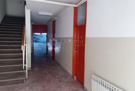 ŠIBENIK BILICE POSLOVNI PROSTOR OD 2200 M2 NA TERENU OD 12.266 M2, Šibenik - Okolica, Εμπορικά ακίνητα