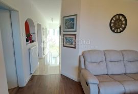 LOVRAN OKOLICA KOMFORAN STAN 80.05M2, Opatija - Okolica, Appartement