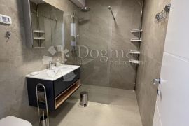 MEDULIN- Luksuzan penthouse sa pogledom na more!, Medulin, Stan