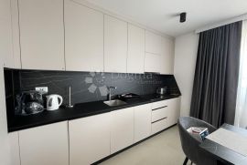 MEDULIN- Luksuzan penthouse sa pogledom na more! Novogradnja!, Medulin, Stan