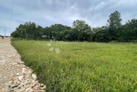 Predivno zemljište Loborika, Marčana, Terreno