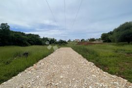 LOBORIKA- Poljoprivredno zemljište sa pristupnim putem, Marčana, Land