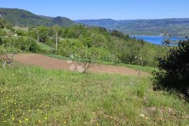 Kršikla - imanje s građevinskim dijelom, Pazin - Okolica, أرض