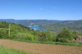 Kršikla - imanje s građevinskim dijelom, Pazin - Okolica, أرض