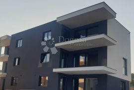 OTOK KRK-Eksluzivan Penthouse s pogledom na more i dva parking mjesta!, Krk, Appartement