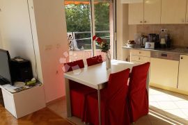 STAN RUJEVICA 67,46m2, 2s+db, Rijeka, Appartment