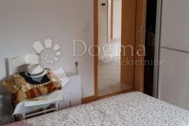 STAN RUJEVICA 67,46m2, 2s+db, Rijeka, Appartment