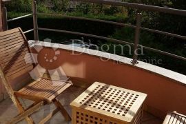 STAN RUJEVICA 67,46m2, 2s+db, Rijeka, Appartment