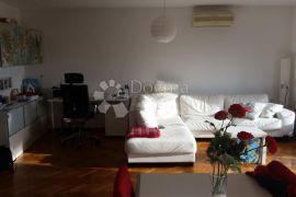 STAN RUJEVICA 67,46m2, 2s+db, Rijeka, Appartment