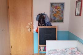 STAN RUJEVICA 67,46m2, 2s+db, Rijeka, Appartment