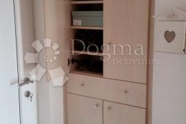 STAN RUJEVICA 67,46m2, 2s+db, Rijeka, Appartment