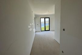 Penthouse 1.RED DO MORA, Novi Vinodolski, Flat