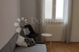 Turnić, stan za najam 2S+Db, Rijeka, Apartamento