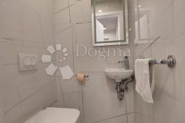 EKSLUZIVAN APARTMAN U PRIZEMLJU SA BAZENOM, 70M OD MORA, Omišalj, Flat