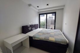 EKSLUZIVAN APARTMAN U PRIZEMLJU SA BAZENOM, 70M OD MORA, Omišalj, Flat