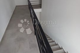 Novogradnja Veli Vrh stan 74 m2 (Uporabna dozvola), Pula, Διαμέρισμα