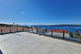 CRIKVENICA ,PENTHOUSE 3S+DB,VELIKA GARAŽA, Crikvenica, Apartamento