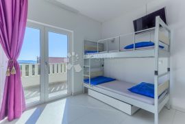 TROGIR-SEGET DONJI MINI HOTEL S MOGUĆNOSTI GRADNJE JOŠ JEDNOG SLIČNOG OBJEKTA !!!, Seget, العقارات التجارية