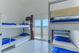 TROGIR-SEGET DONJI MINI HOTEL S MOGUĆNOSTI GRADNJE JOŠ JEDNOG SLIČNOG OBJEKTA !!!, Seget, العقارات التجارية