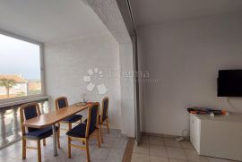 HITNA PRODAJA! APARTMAN MALINSKA, BLIZINA MORA, Malinska-Dubašnica, Appartement