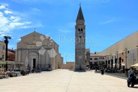 B&B I RESTORAN U UMAGU 50 M OD MORA NA ODLIČNOJ LOKACIJI, Umag, Ticari emlak