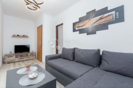 Istra - kuća s 5 apartmana u blizini Poreča, Poreč, Famiglia