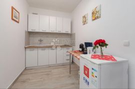 Istra - kuća s 5 apartmana u blizini Poreča, Poreč, Famiglia