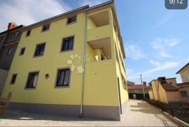 Istra - kuća s 5 apartmana u blizini Poreča, Poreč, Famiglia