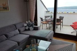 ODLIČNA APARTMANSKA KUĆA U DRAMLJU, Crikvenica, Kuća