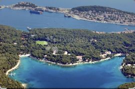 Poljoprivredno Zemljište Mali Lošinj, Mali Lošinj, Land