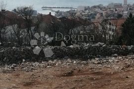 GRAĐEVINSKI TEREN SA OTVORENIM POGLEDOM, Crikvenica, Land